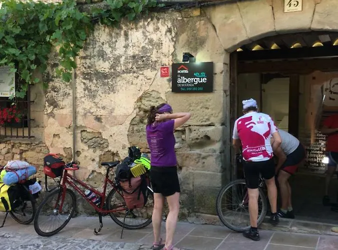 El Albergue DeHostal